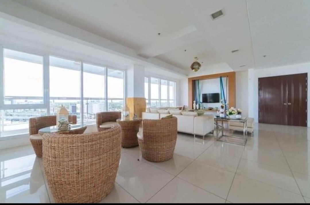 Room In Alabang Манила Экстерьер фото