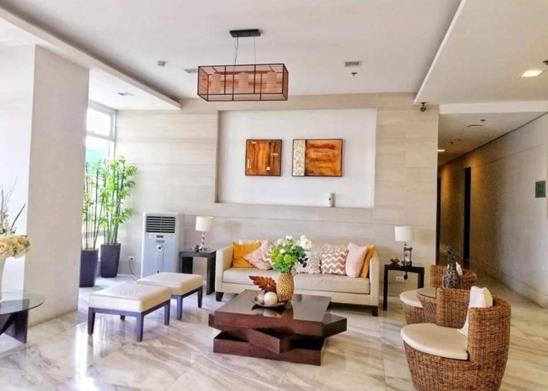 Room In Alabang Манила Экстерьер фото