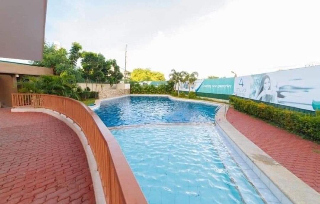Room In Alabang Манила Экстерьер фото